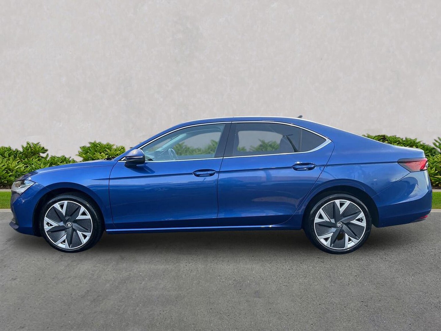 Used Skoda Superb 2025 for sale - 76924618: Photo 19