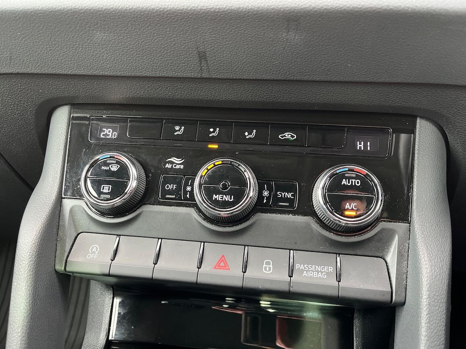 Used Skoda Karoq 2023 for sale - 76437284: Photo 13