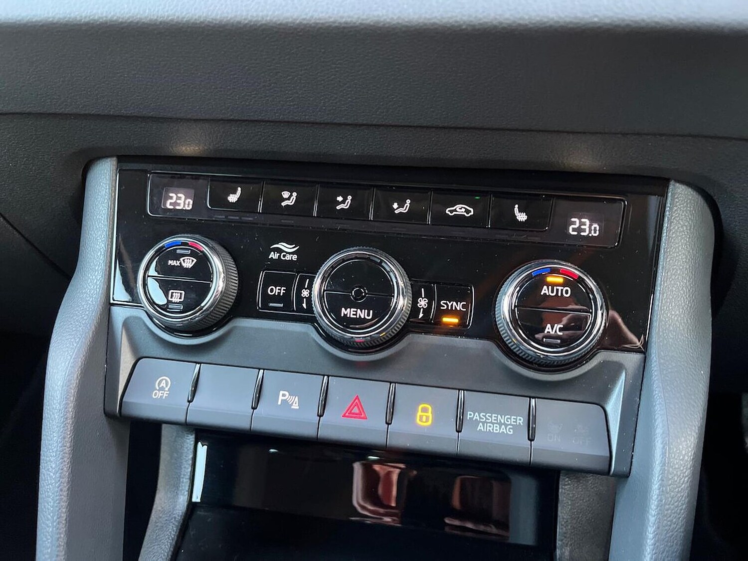 Used Skoda Karoq 2024 for sale - 76407382: Photo 13