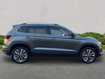 Used Skoda Karoq 2024 for sale - 76407382: Photo