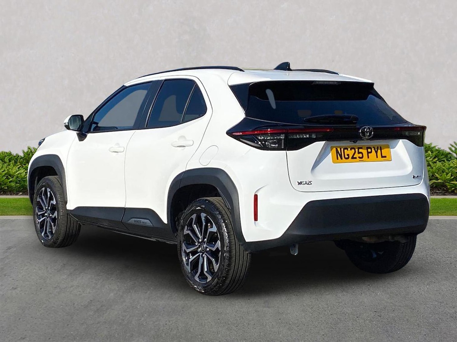 Used Toyota Yaris Cross 2025 for sale - 78194896: Photo 2