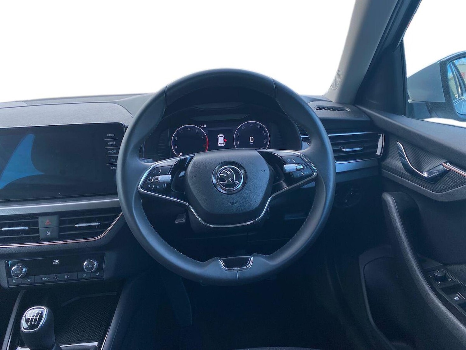 Used Skoda Kamiq 2023 for sale - 78198103: Photo 10