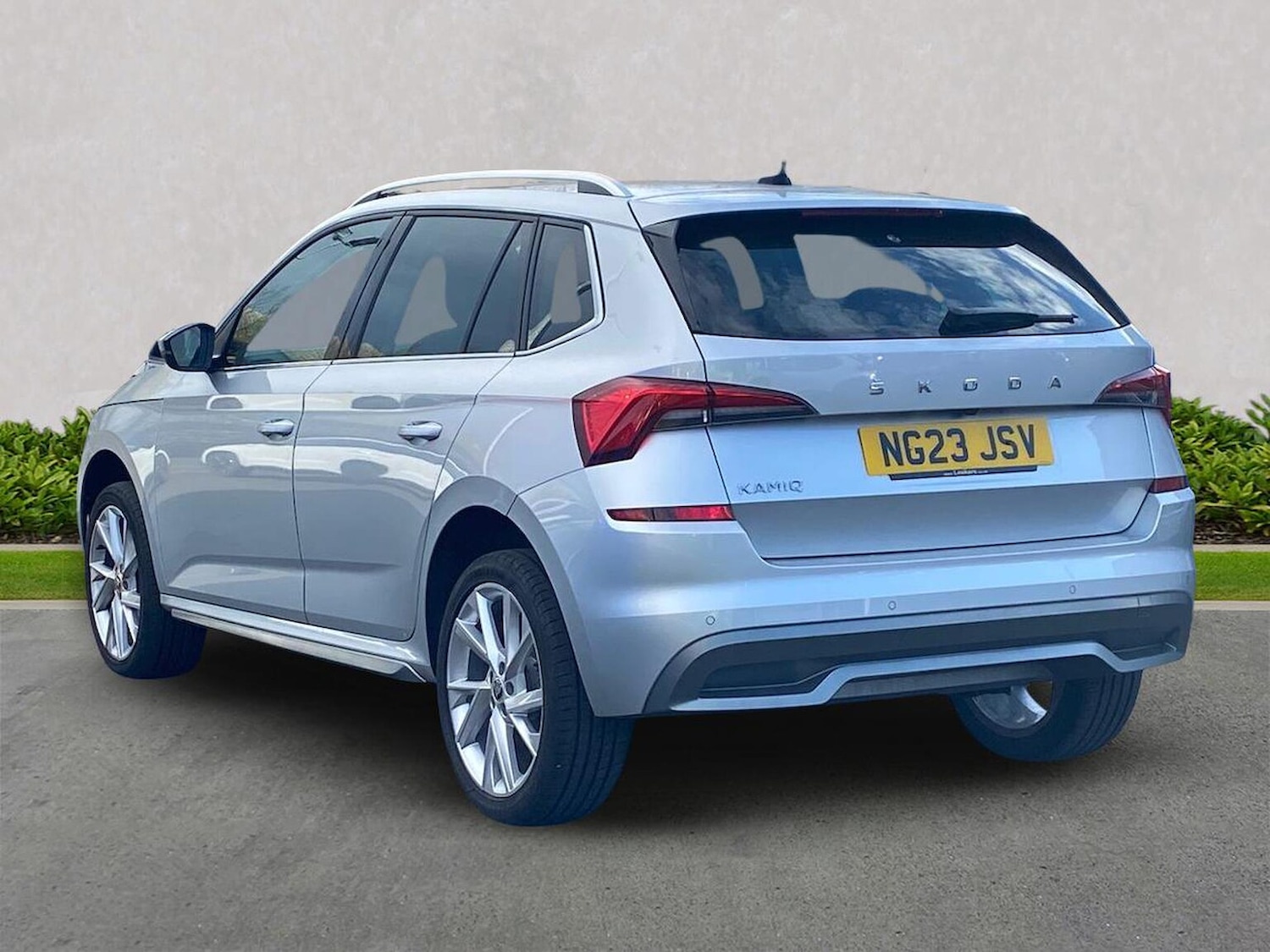 Used Skoda Kamiq 2023 for sale - 78198103: Photo 2