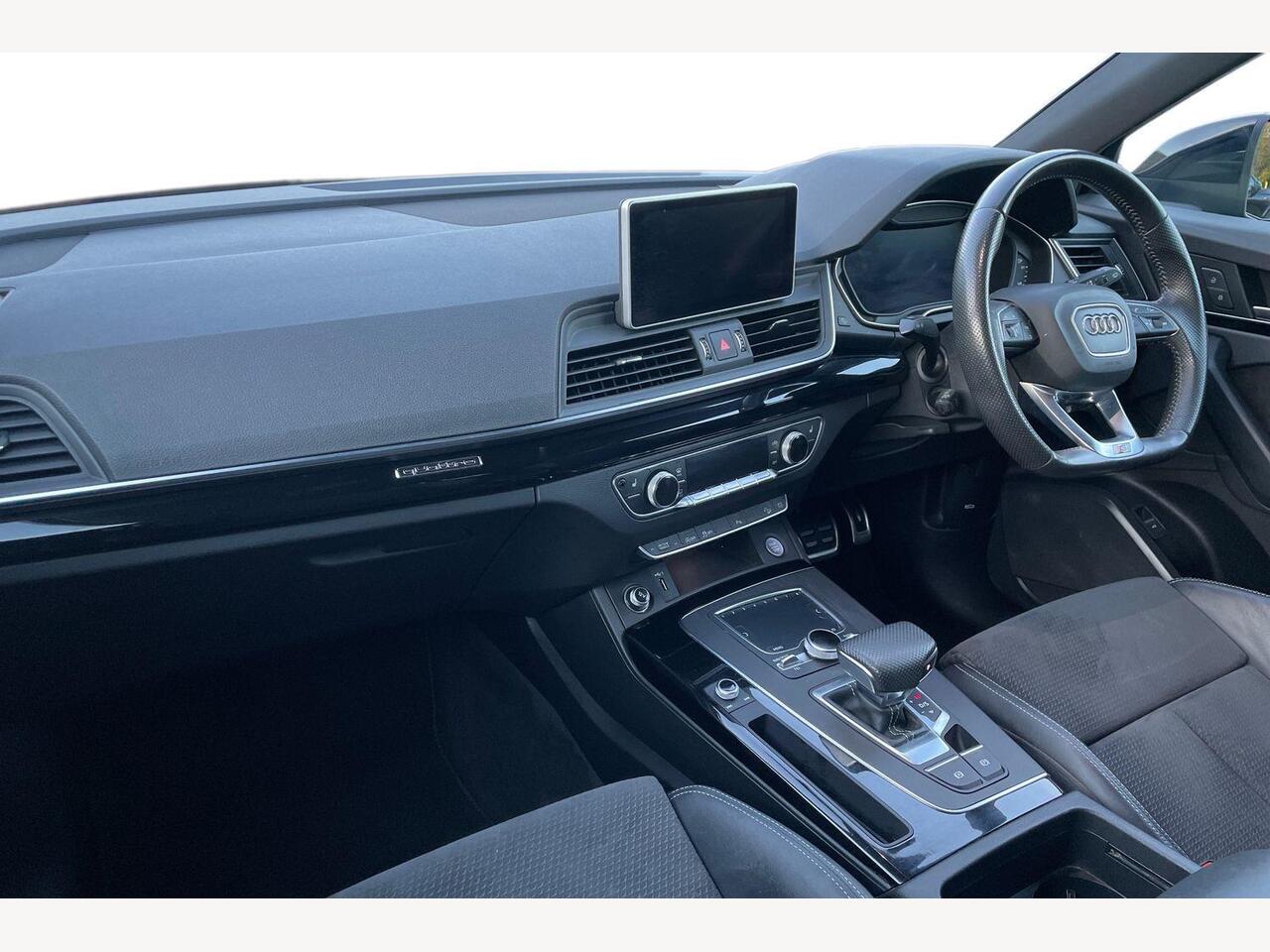 Used Audi Q5 2020 for sale - 76681202: Photo 2