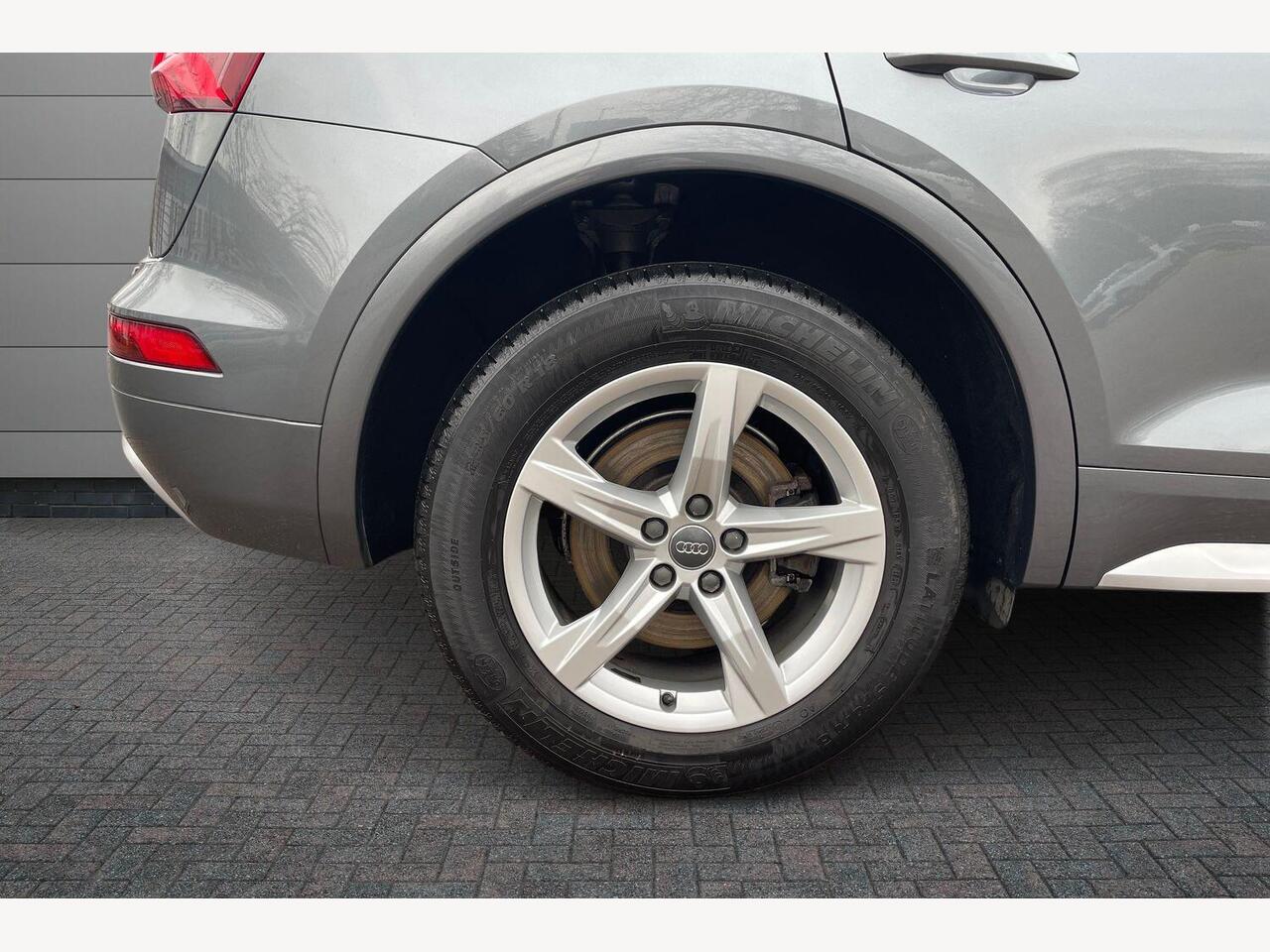 Used Audi Q5 2017 for sale - 76966372: Photo 5