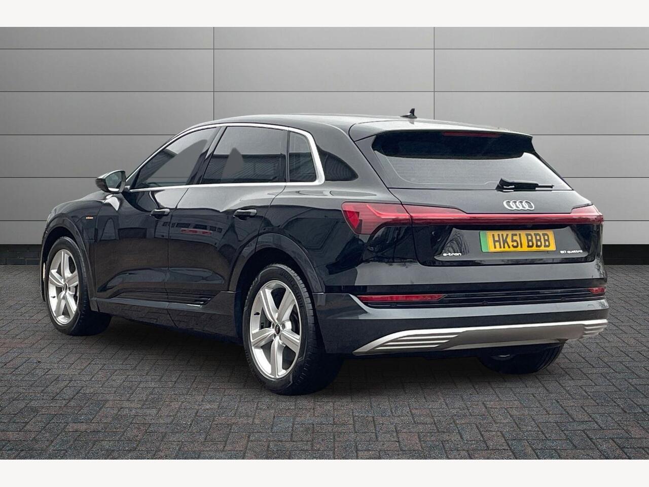 Used Audi e-tron 2021 for sale - 77498331: Photo 4