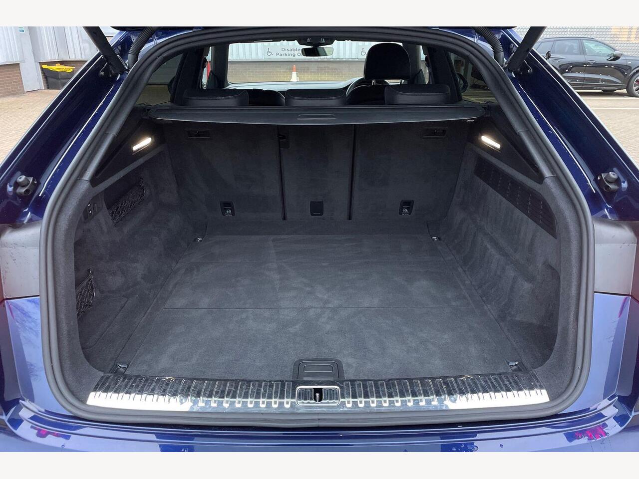 Used Audi Q8 2020 for sale - 77050888: Photo 12