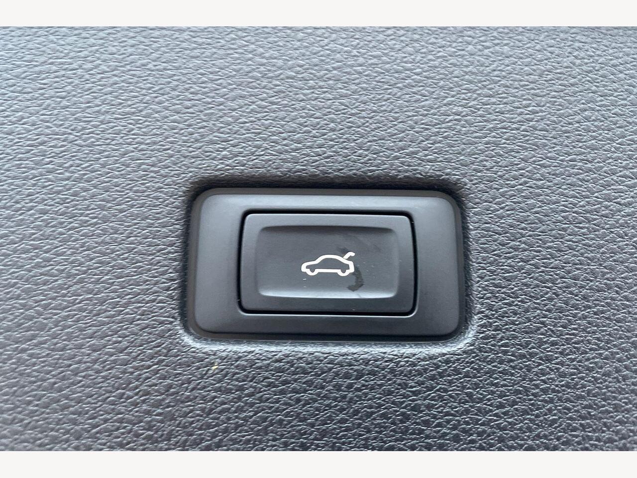 Used Audi Q8 2020 for sale - 77050888: Photo 18