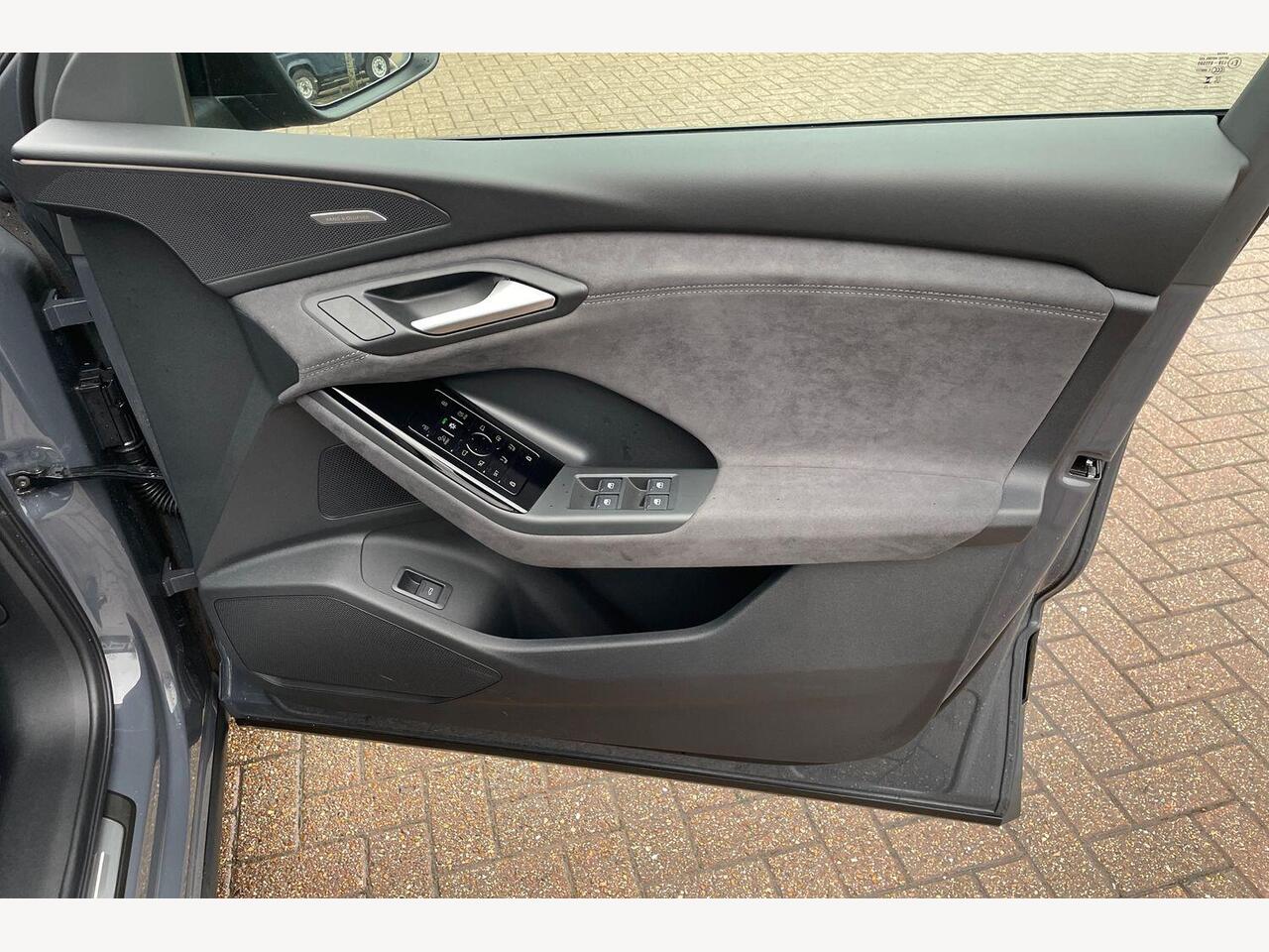 Used Audi Q6 e-tron 2025 for sale - 77164039: Photo 14