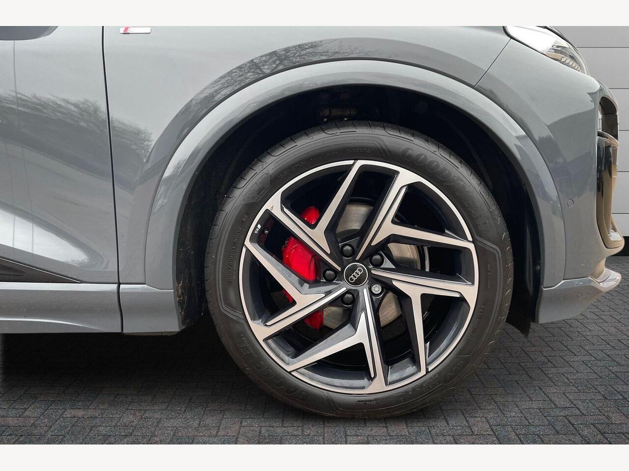 Used Audi Q6 e-tron 2025 for sale - 77164039: Photo 5