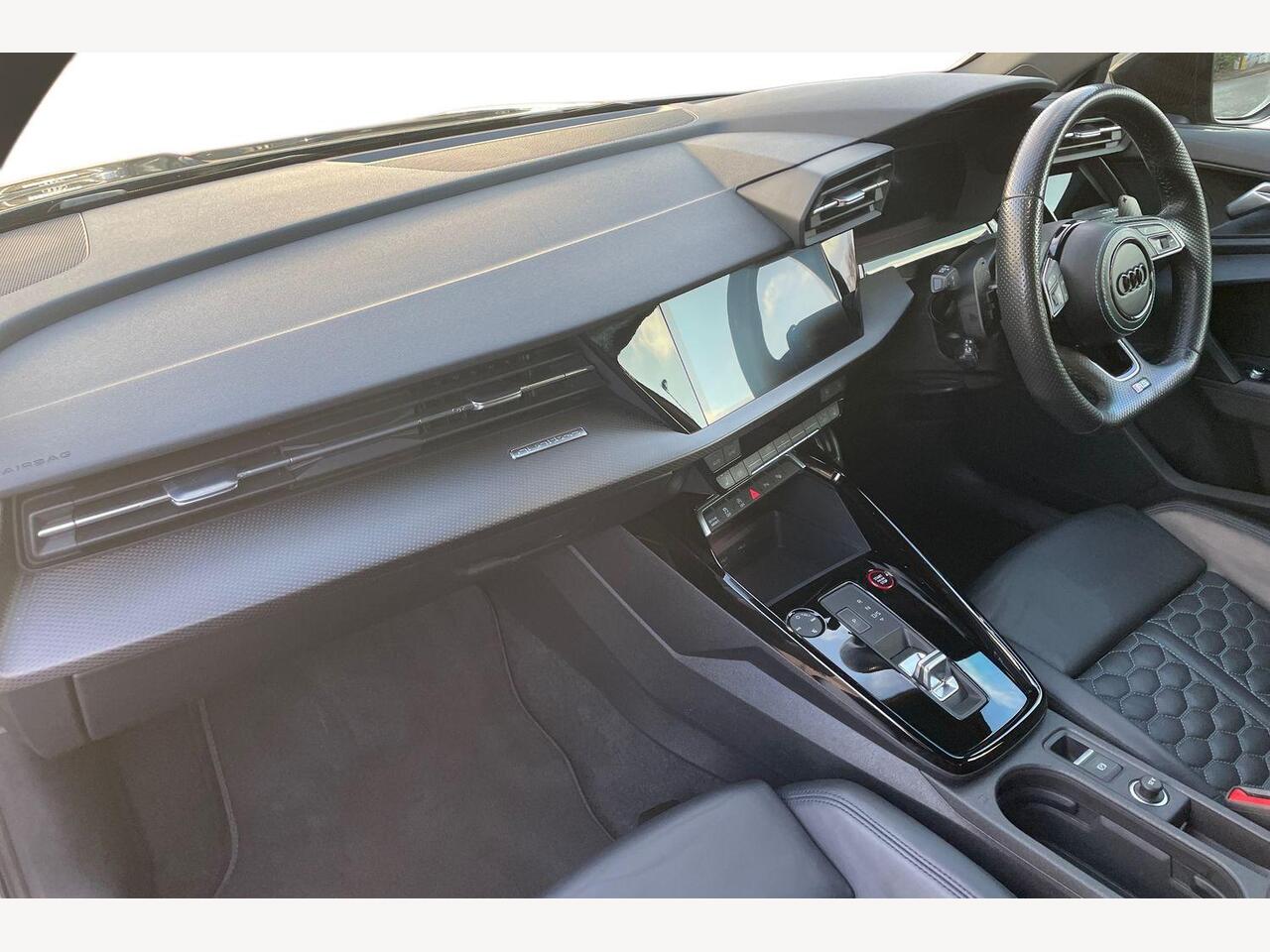 Used Audi RS3 2022 for sale - 76954040: Photo 2