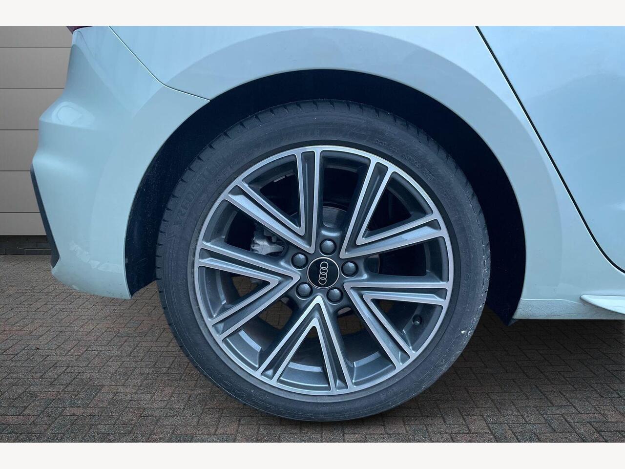 Used Audi A1 2025 for sale - 76966470: Photo 5