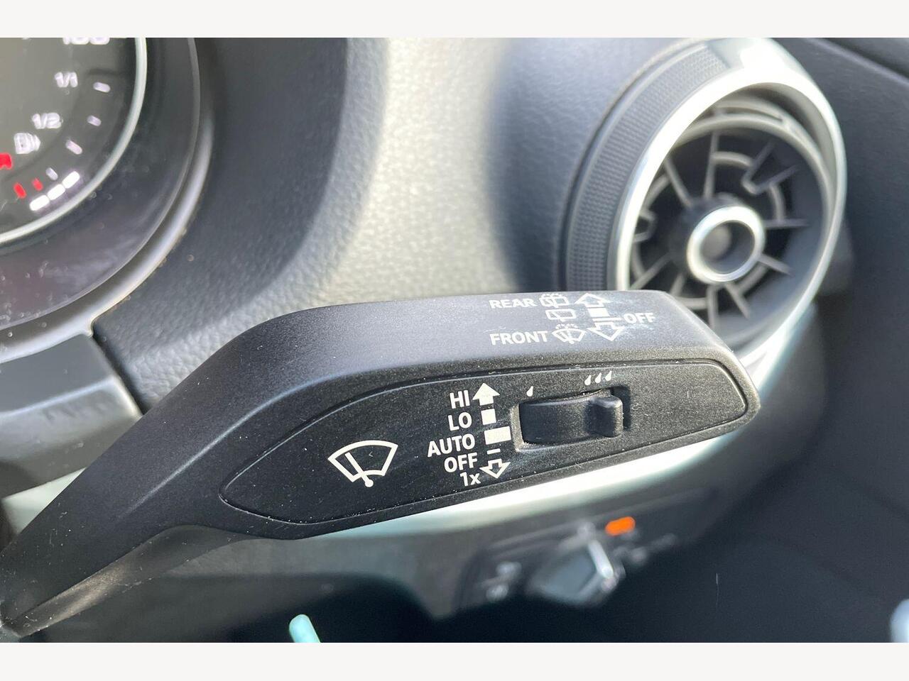 Used Audi Q2 2018 for sale - 77042610: Photo 24