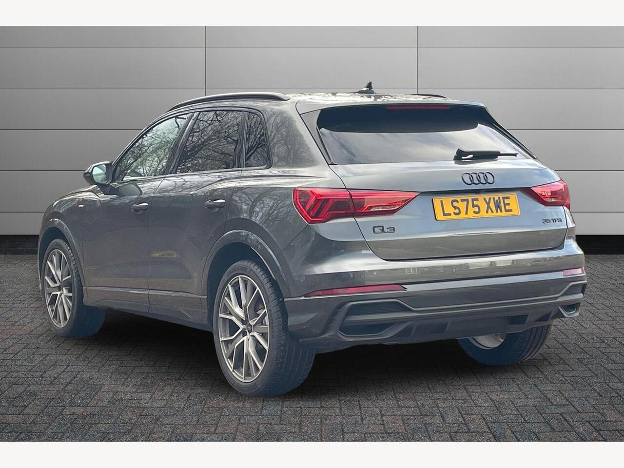 Used Audi Q3 2025 for sale - 77413533: Photo 3