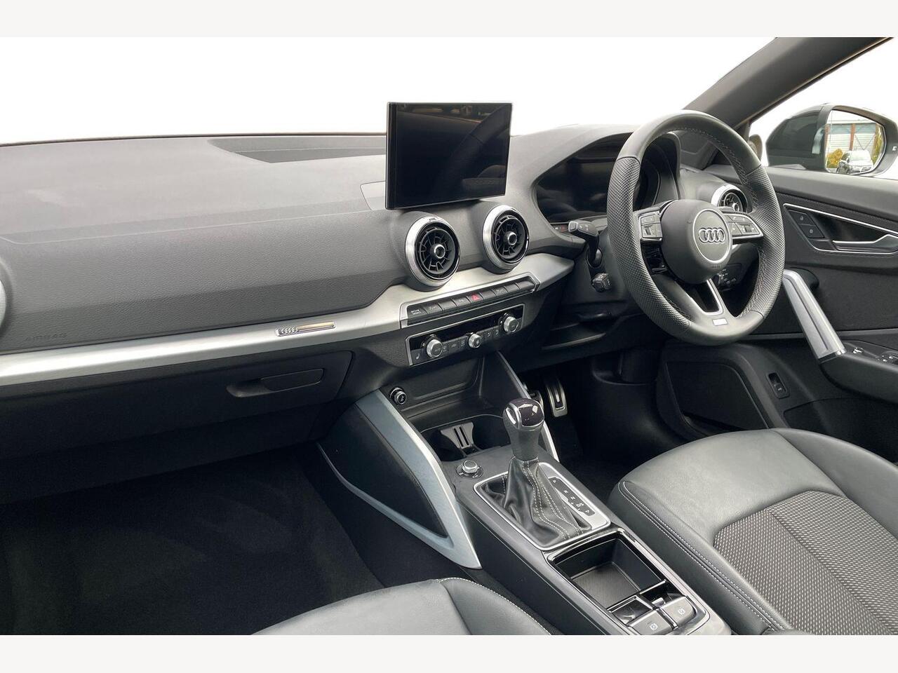 Used Audi Q2 2025 for sale - 76680621: Photo 2