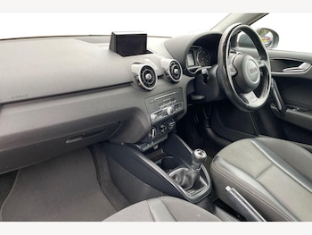 Used Audi A1 2017 for sale - 76258014: Photo