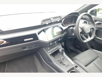 Used Audi Q3 2025 for sale - 76680659: Photo