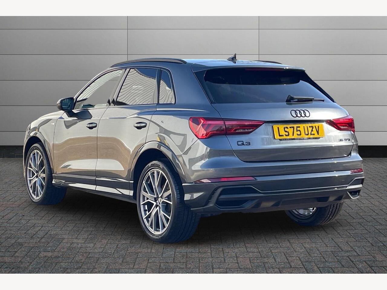 Used Audi Q3 2025 for sale - 77685570: Photo 3