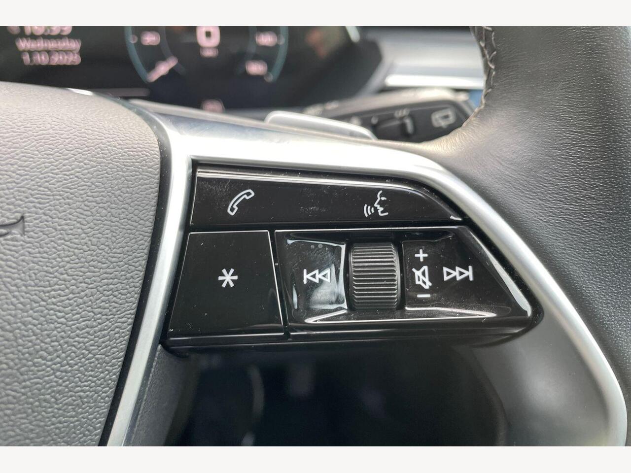 Used Audi Q8 2023 for sale - 76676833: Photo 19