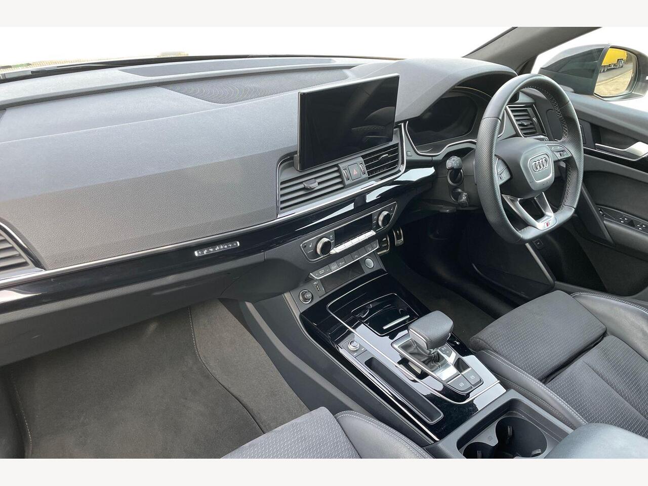 Used Audi Q5 2023 for sale - 77588181: Photo 2