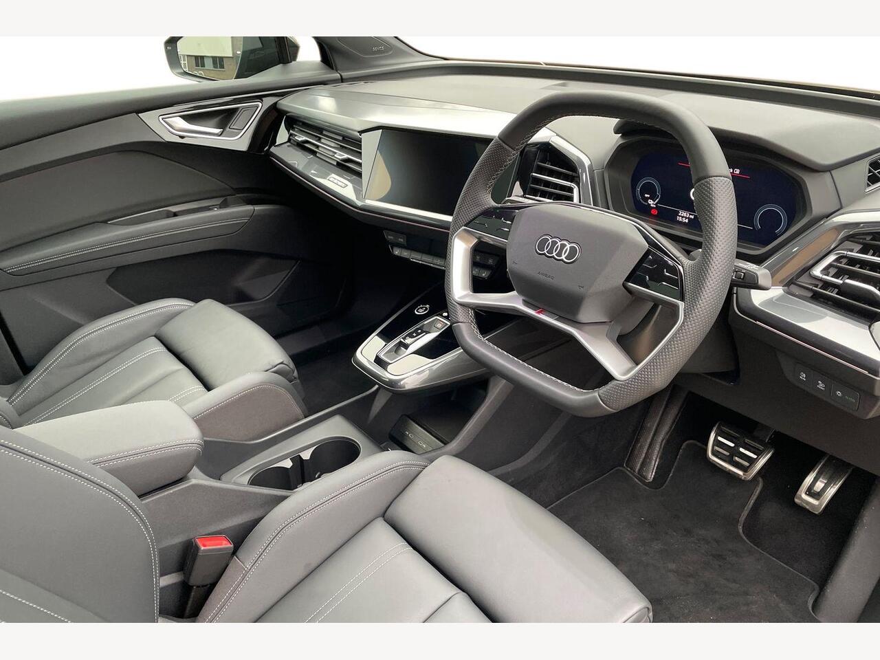 Used Audi Q4 e-tron 2025 for sale - 77698004: Photo 6