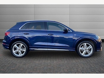 Used Audi Q3 2024 for sale - 77122406: Photo