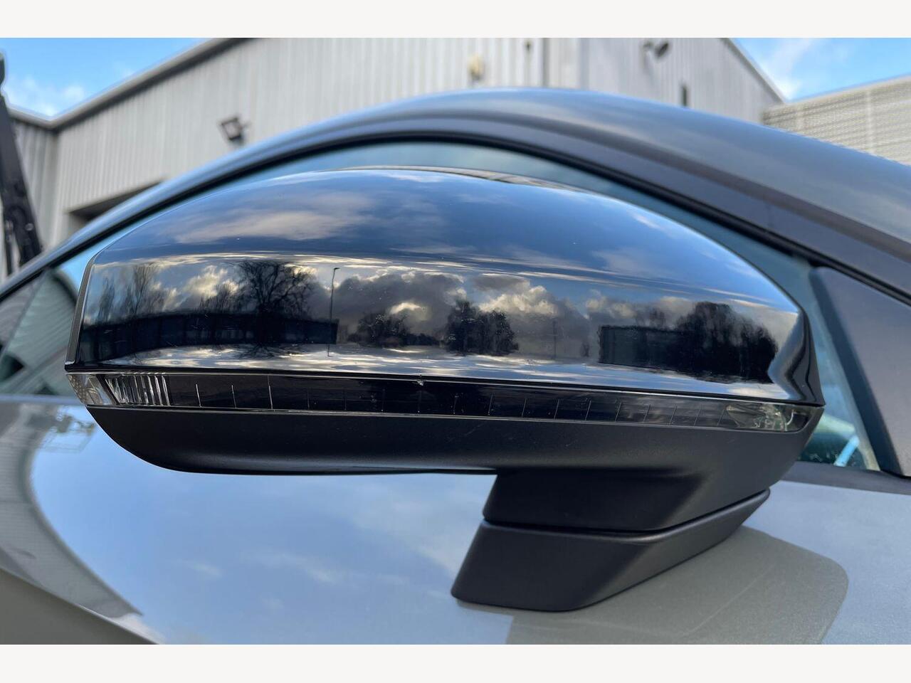 Used Audi TT 2023 for sale - 76914584: Photo 14