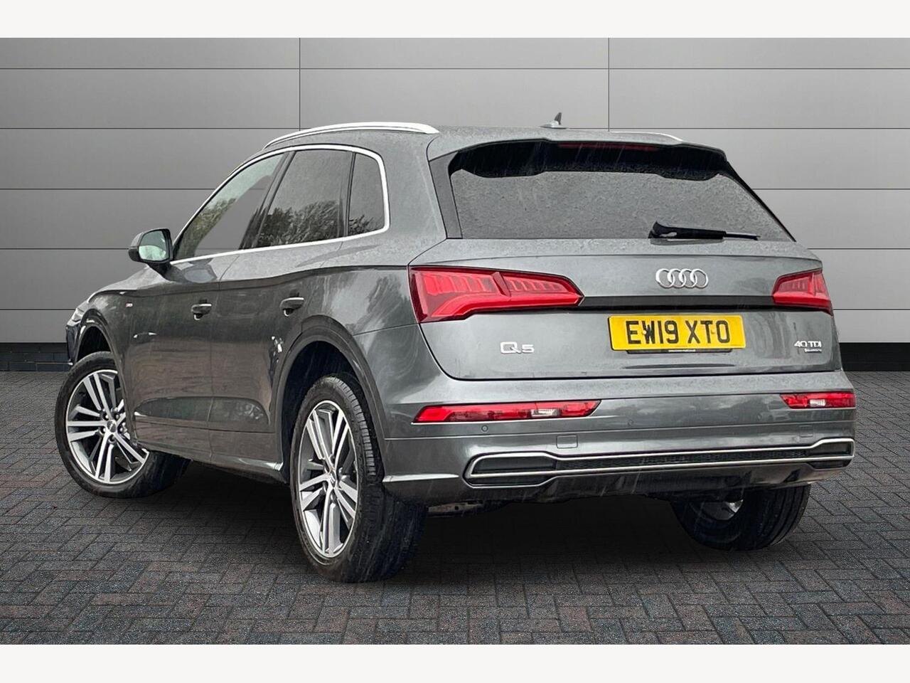 Used Audi Q5 2019 for sale - 76673844: Photo 3