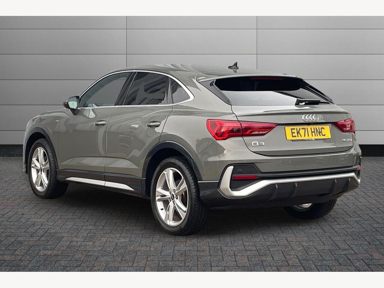 Used Audi Q3 2022 for sale - 76966365: Photo 3