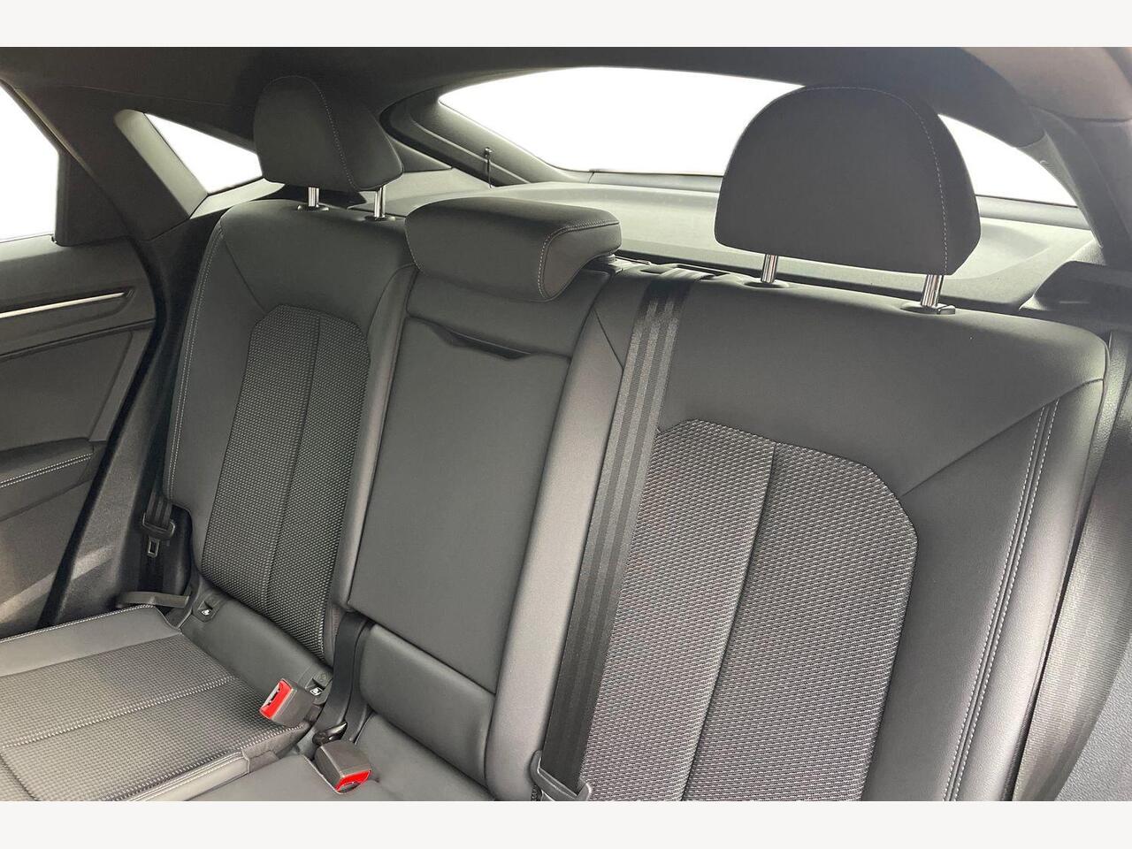 Used Audi Q3 2022 for sale - 76966365: Photo 8