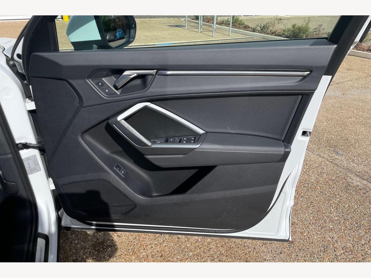 Used Audi Q3 2024 for sale - 77927042: Photo 14