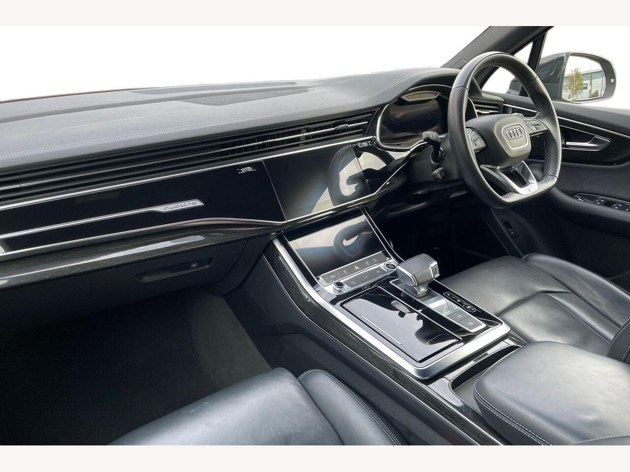 Used Audi Q7 2022 for sale - 76675067: Photo 2