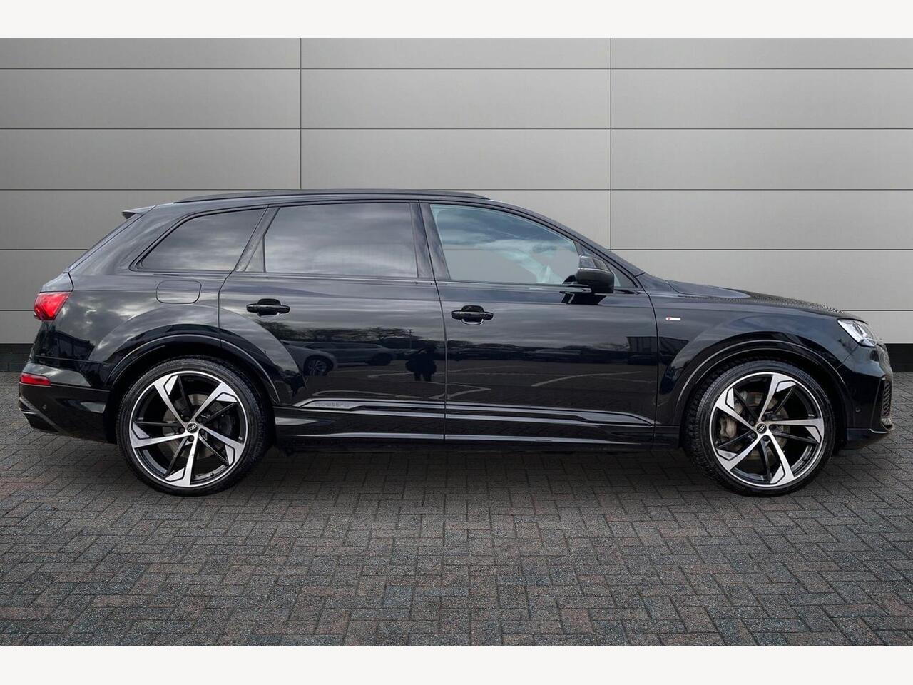 Used Audi Q7 2022 for sale - 76675067: Photo 4