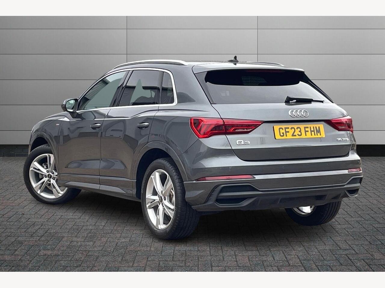 Used Audi Q3 2023 for sale - 77332706: Photo 3