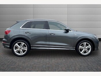 Used Audi Q3 2023 for sale - 77332706: Photo