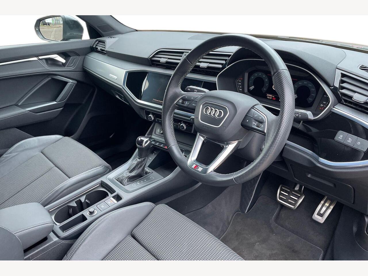 Used Audi Q3 2023 for sale - 77332706: Photo 6
