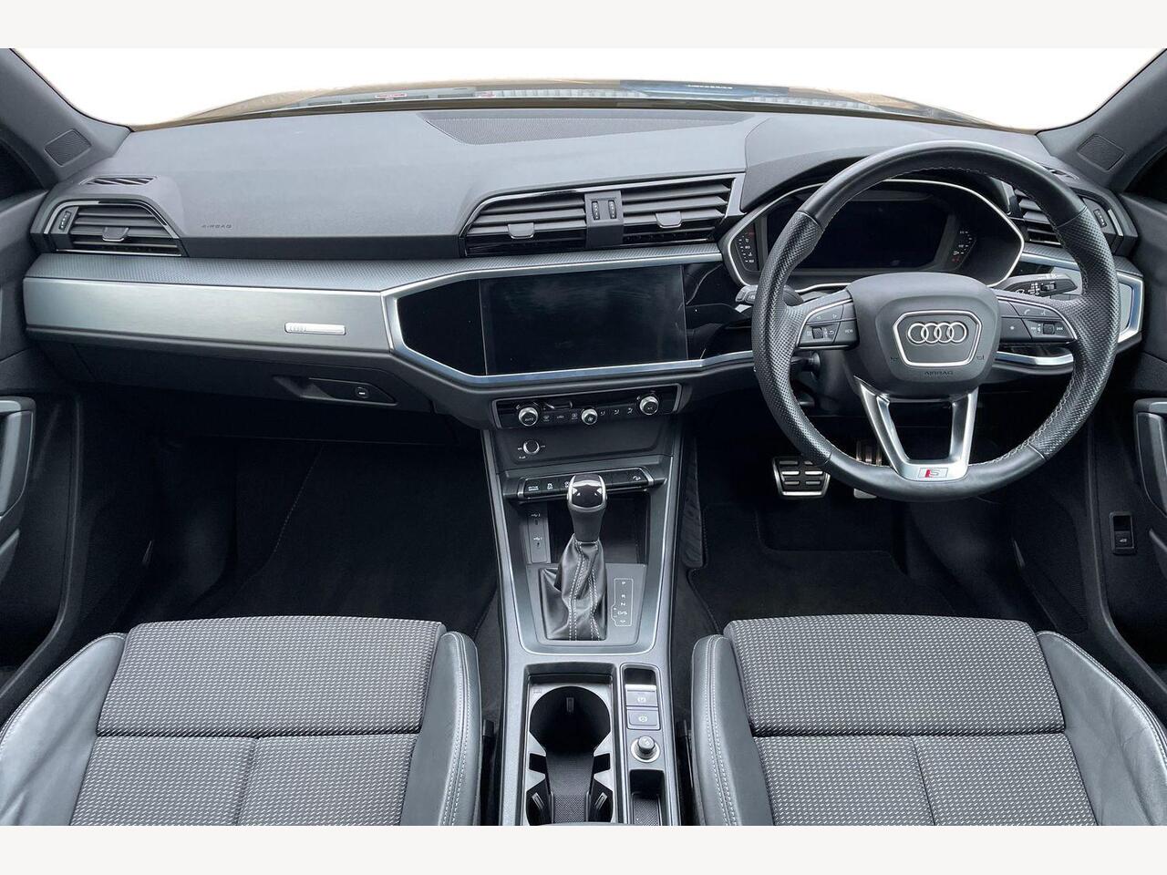 Used Audi Q3 2023 for sale - 77332706: Photo 9