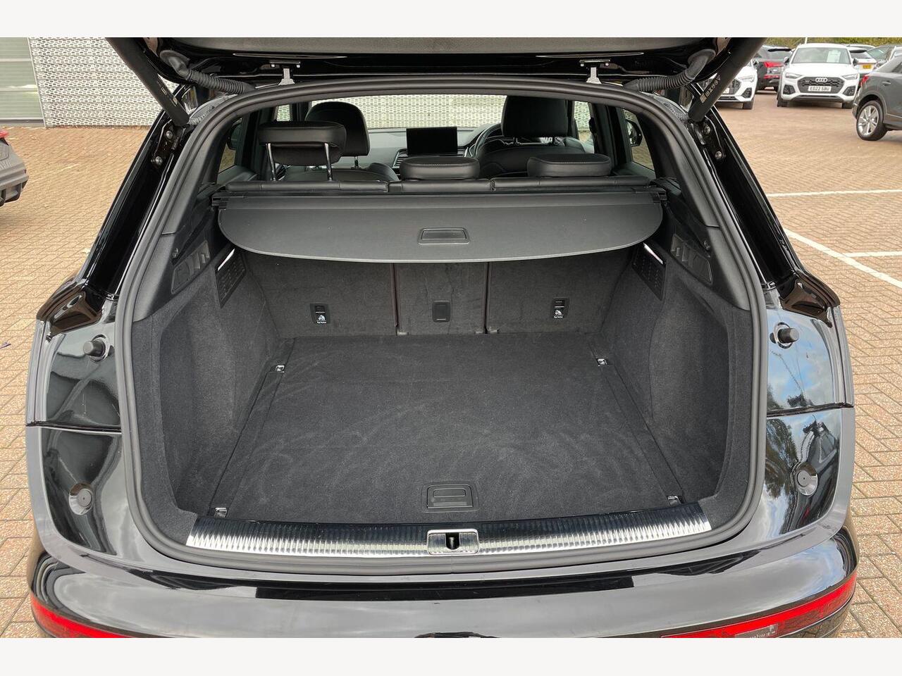 Used Audi Q5 2022 for sale - 76674847: Photo 12