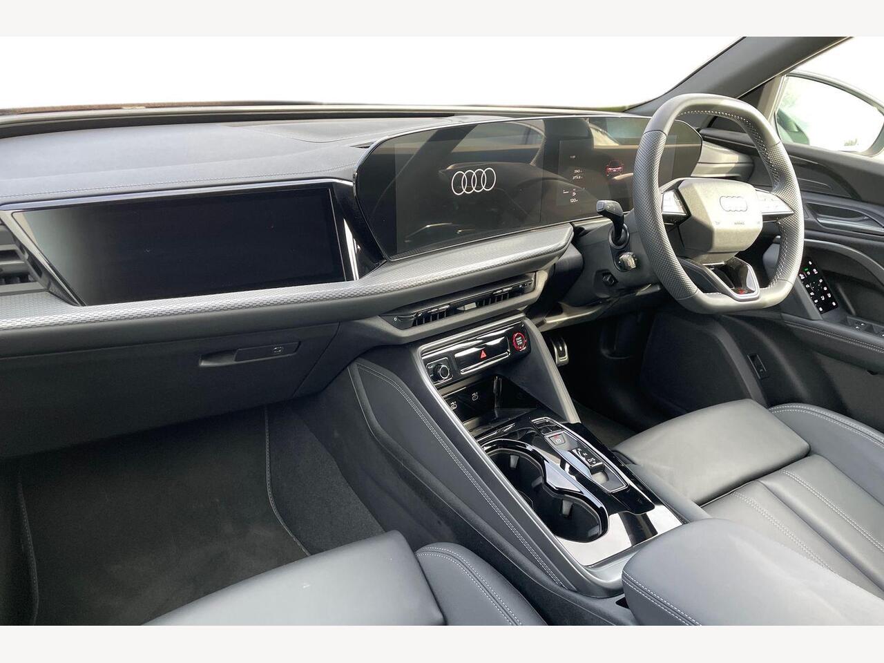 Used Audi Q5 2025 for sale - 76678210: Photo 2