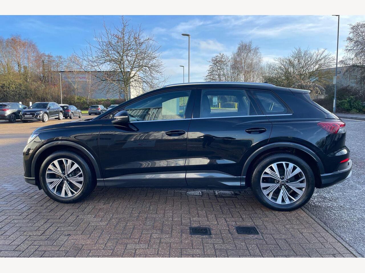 Used Audi Q4 e-tron 2024 for sale - 76955555: Photo 16