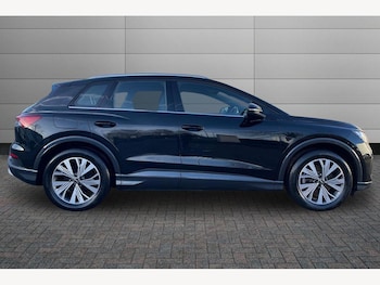 Used Audi Q4 e-tron 2024 for sale - 76955555: Photo