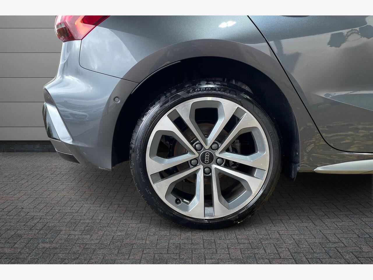 Used Audi A3 2025 for sale - 76680187: Photo 5