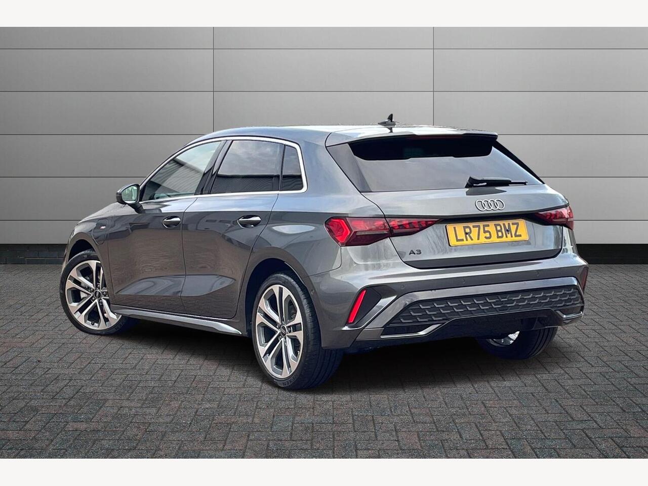 Used Audi A3 2025 for sale - 76885117: Photo 3