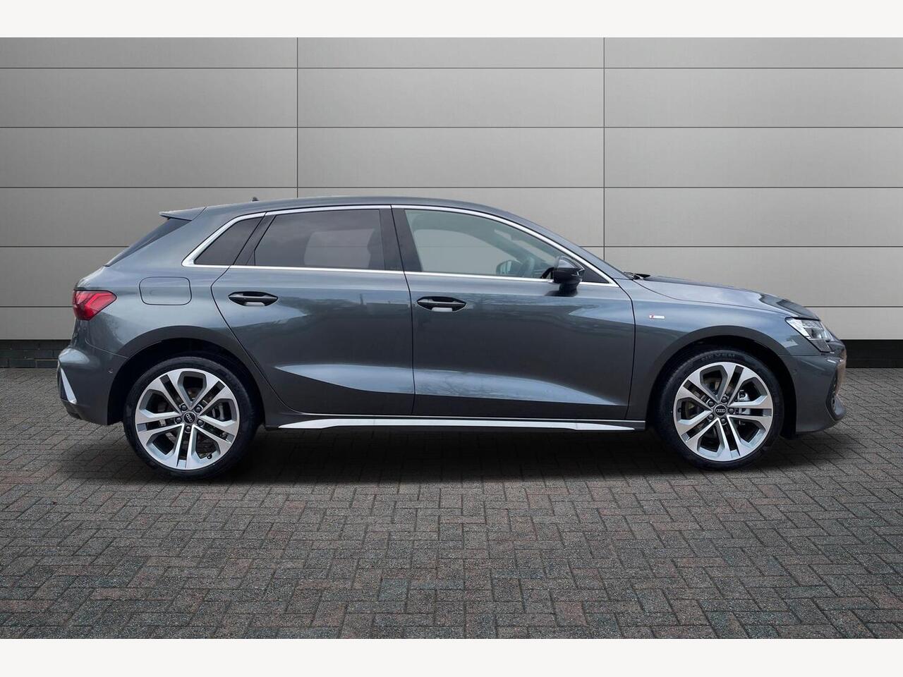 Used Audi A3 2025 for sale - 76885117: Photo 4