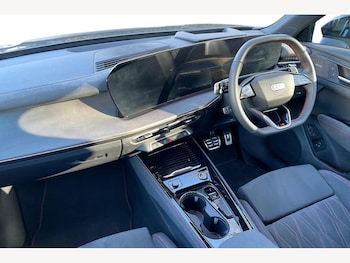 Used Audi Q3 2025 for sale - 77885230: Photo