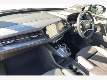 Used Audi Q4 e-tron 2022 for sale - 77770922: Photo