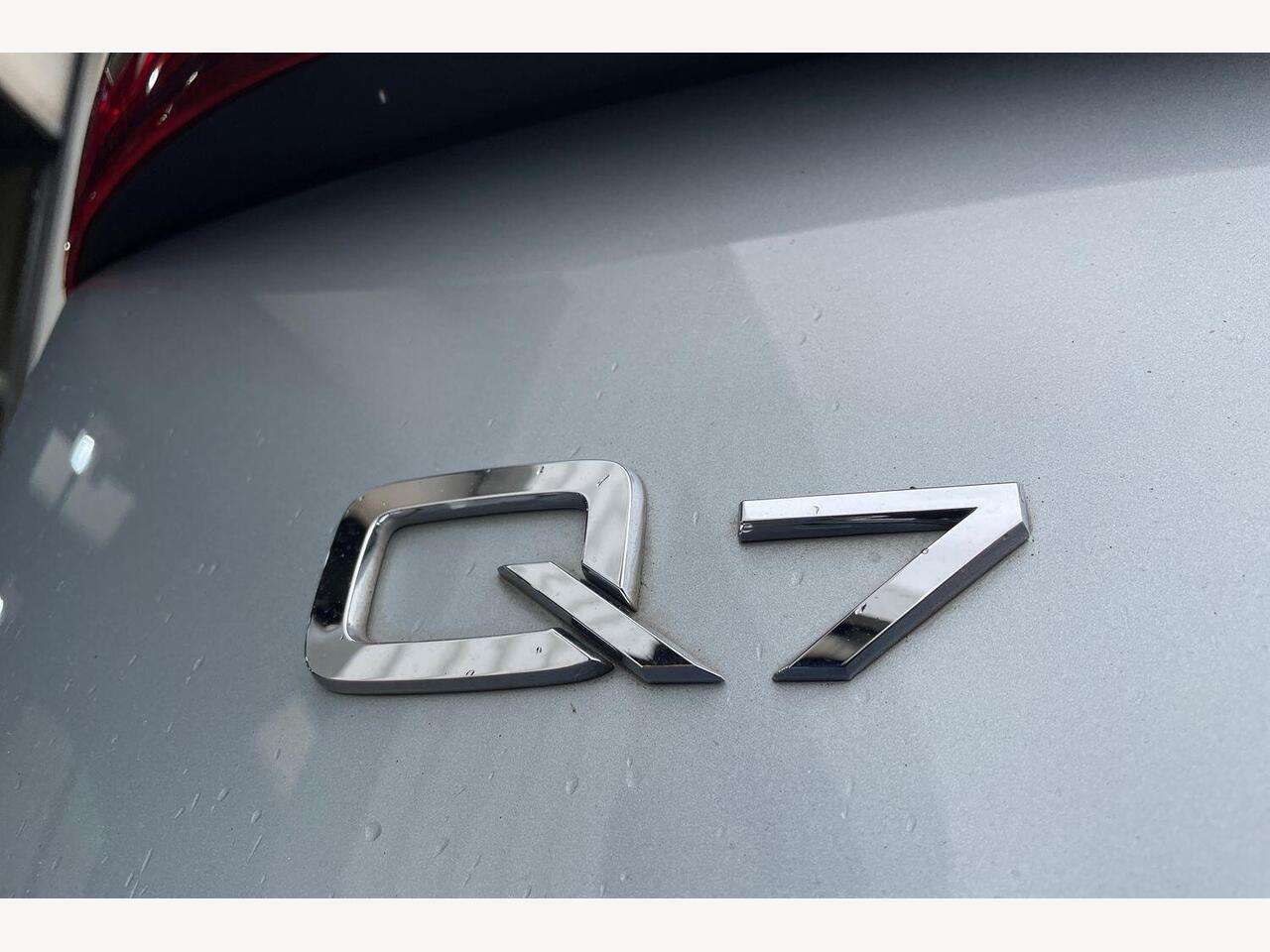 Used Audi Q7 2023 for sale - 78070951: Photo 15