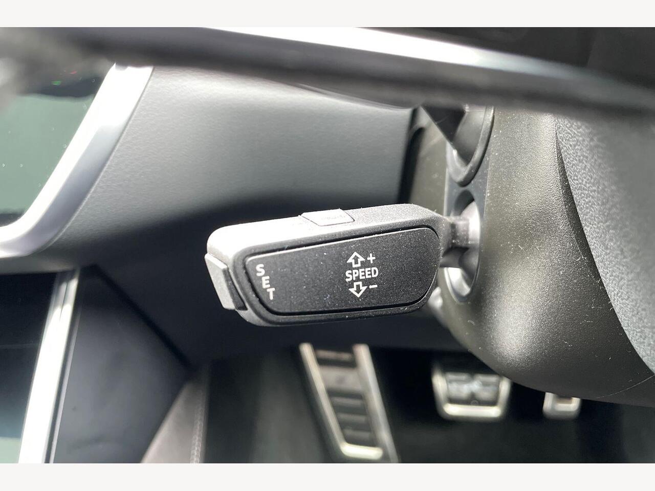 Used Audi RS6 2021 for sale - 76674228: Photo 17