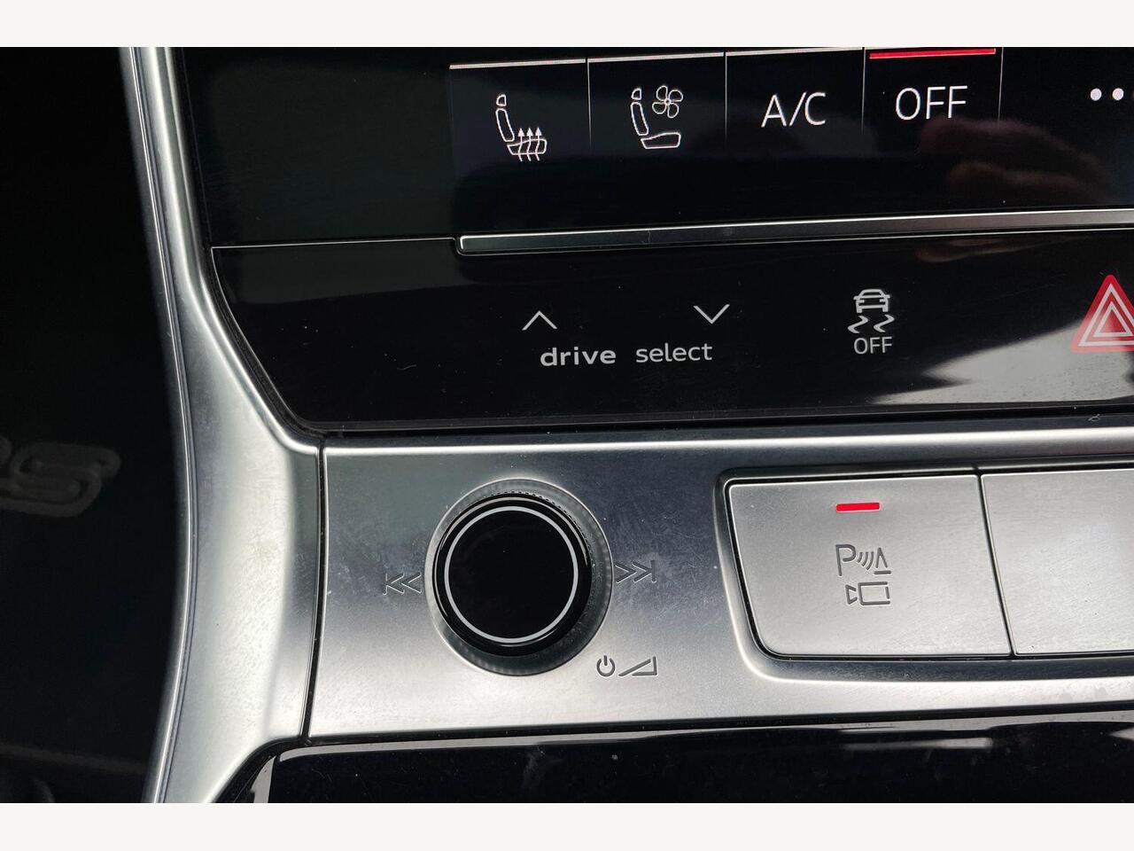 Used Audi RS6 2021 for sale - 76674228: Photo 23