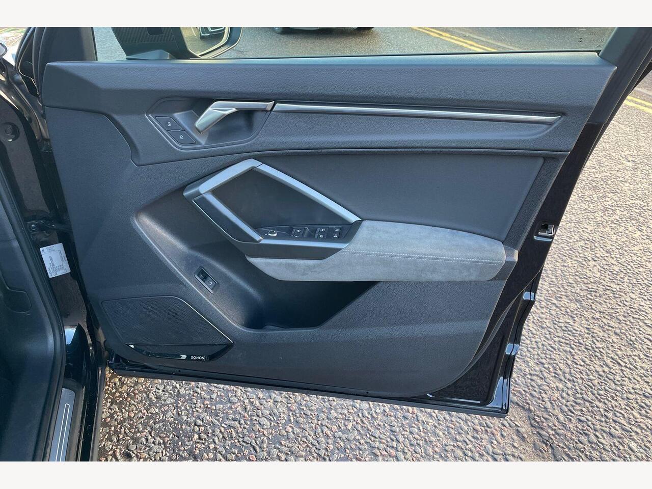 Used Audi Q3 2022 for sale - 77218354: Photo 15